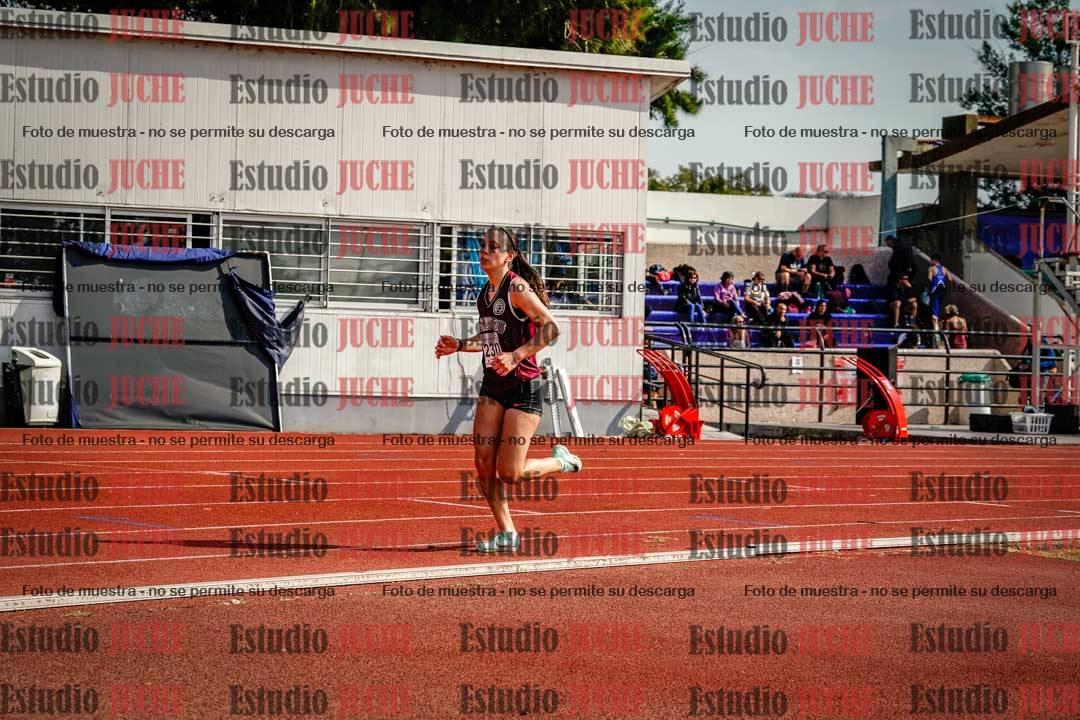 Fotos de los 1500 m con obstáculos de mujeres