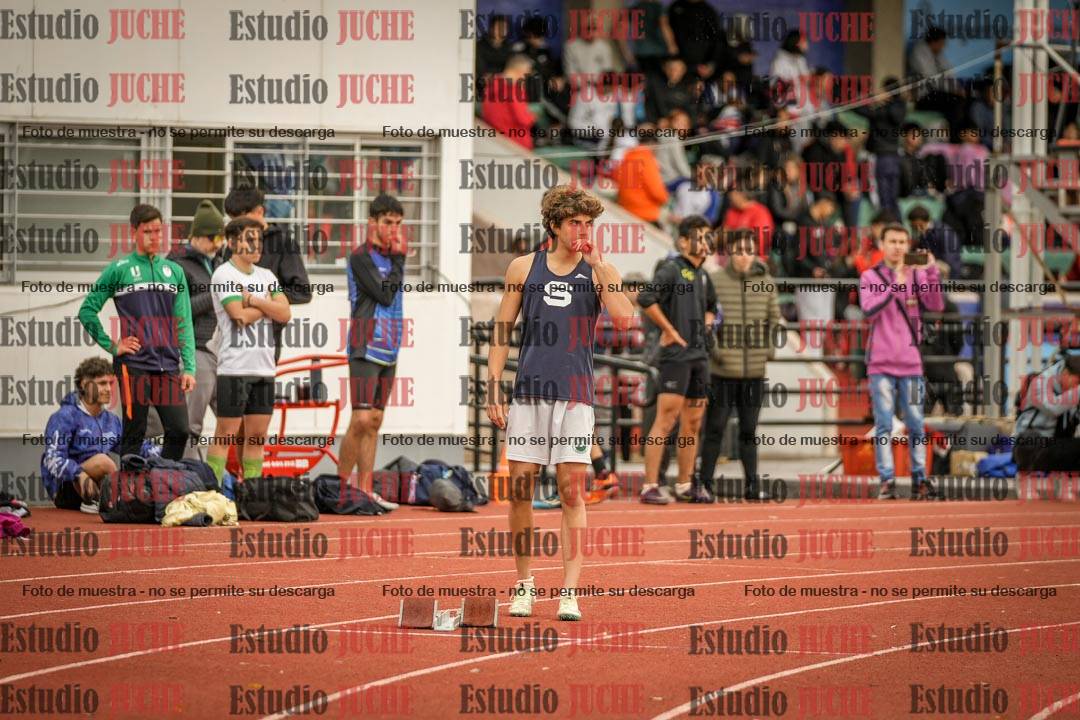 Fotos de los 400 m con vallas de varones