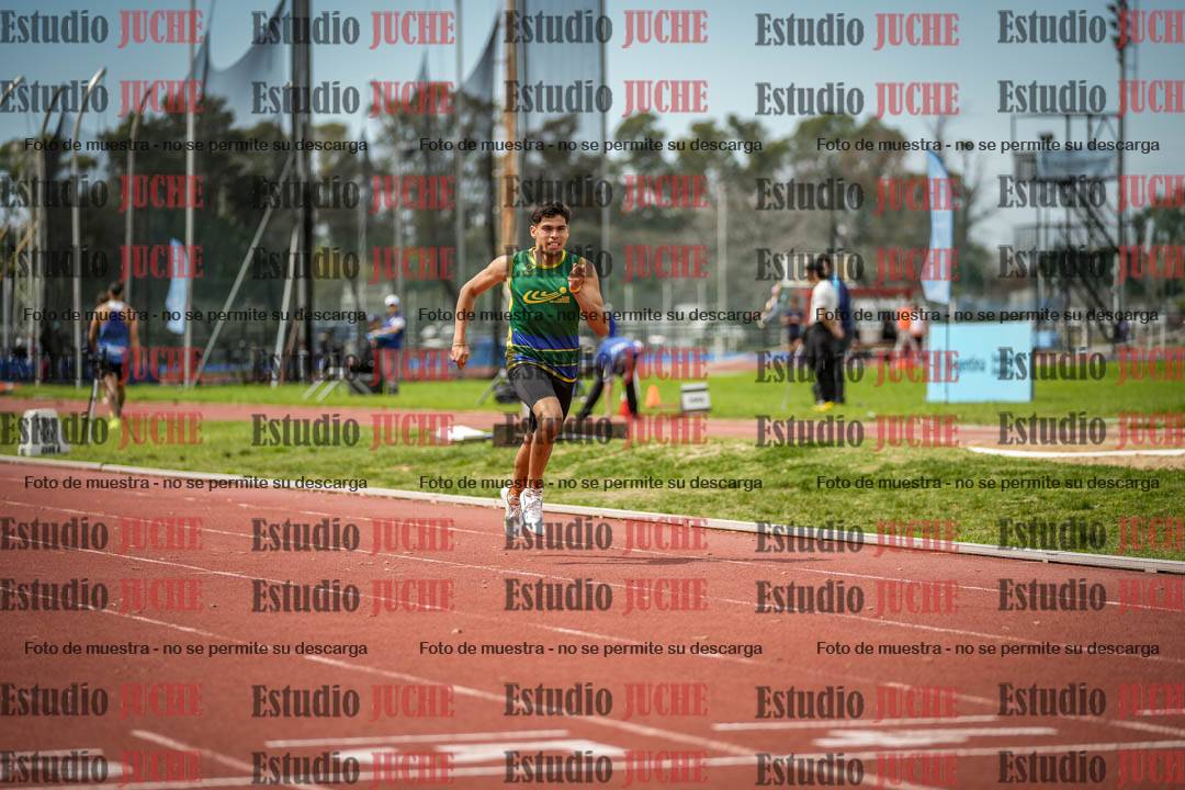 Fotos de los 400 m con vallas de varones