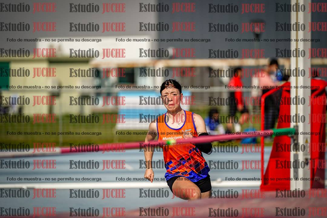 Fotos del salto en alto de mujeres - heptatlón 2