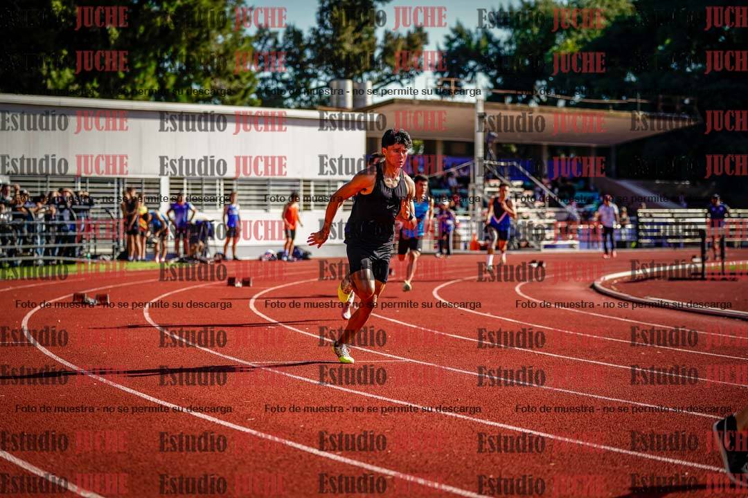 Fotos de los 400 m con vallas de varones