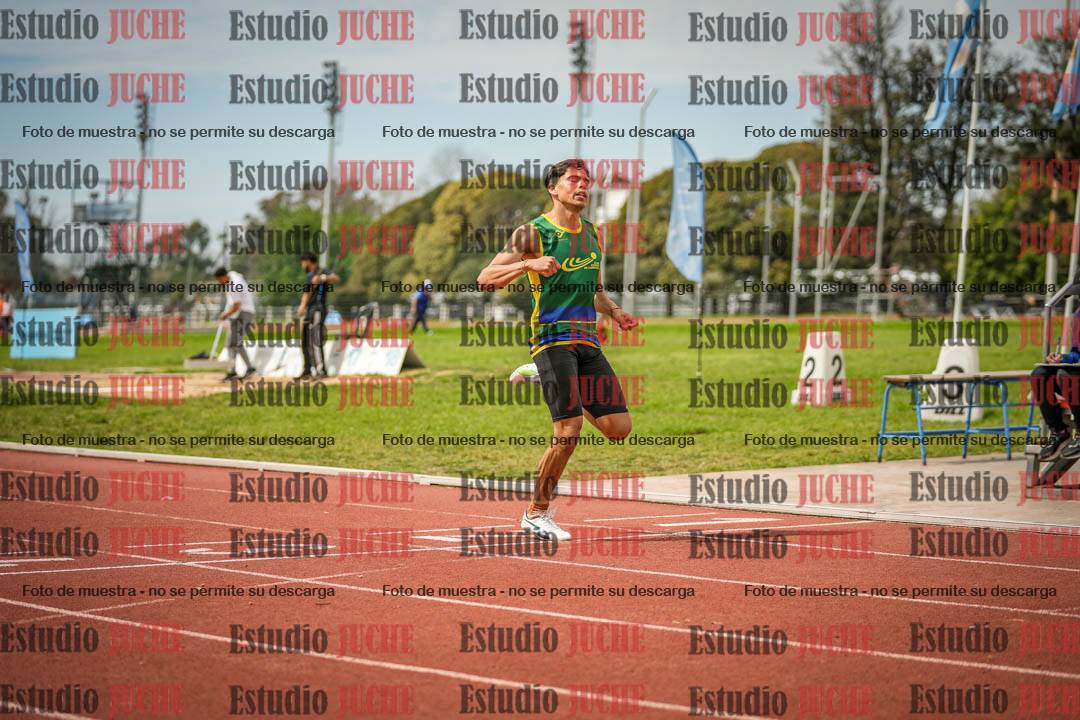 Fotos de los 400 m con vallas de varones