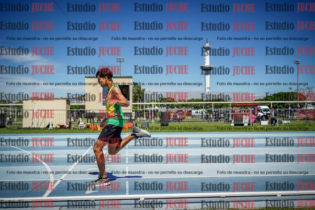 Fotos de los 600 m llanos de varones