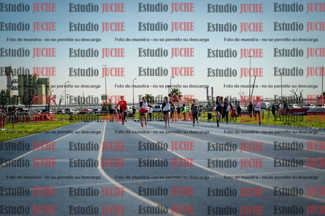 Fotos de los 80 m llanos de mujeres - U14
