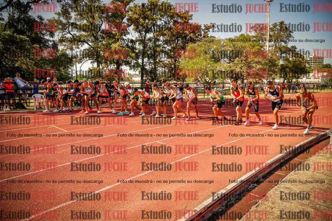Fotos de los 3000 m llanos de varones