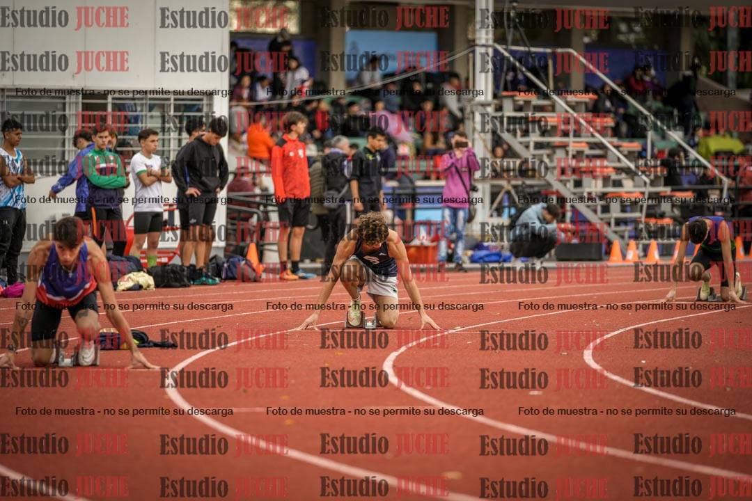 Fotos de los 400 m con vallas de varones