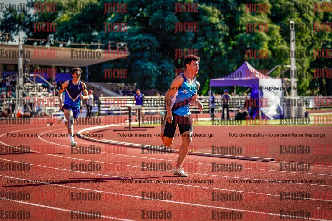 Fotos de los 400 m con vallas de varones