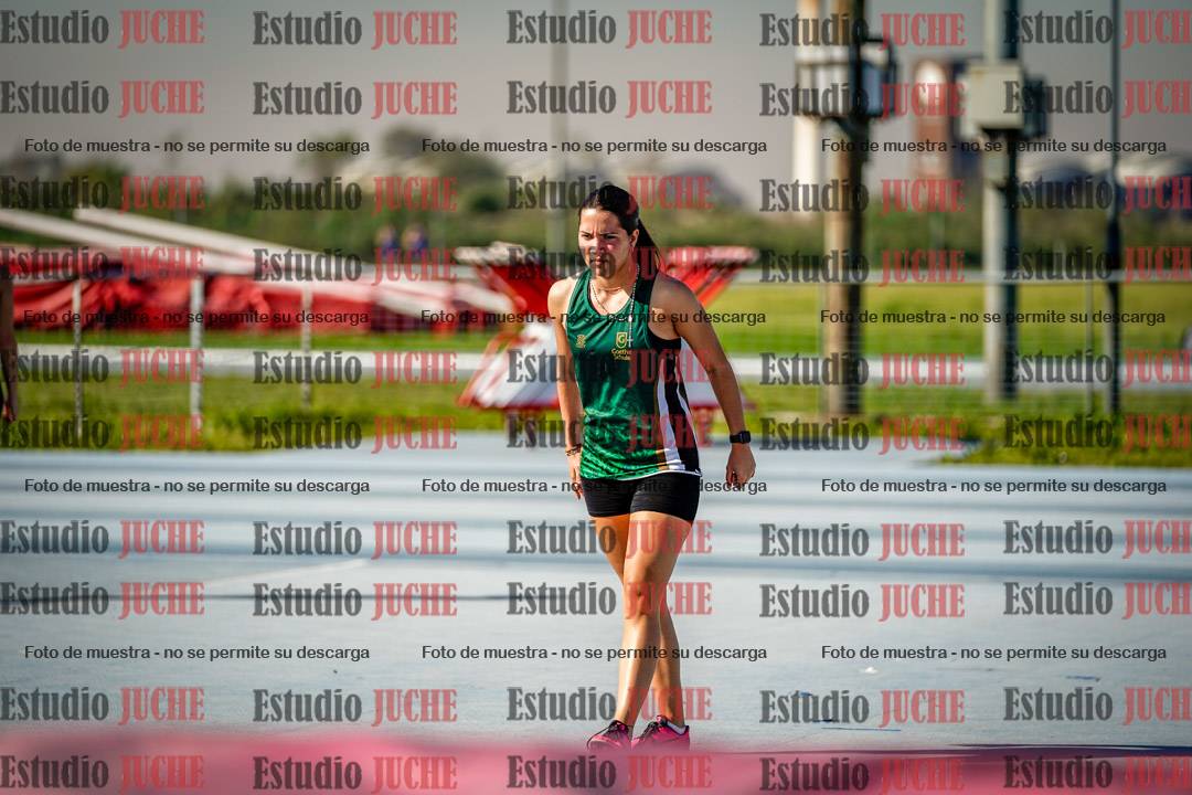 Fotos del salto en alto de mujeres - heptatlón 2