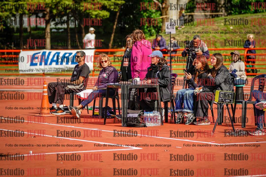 Fotos de algunos extras y podios del día 3