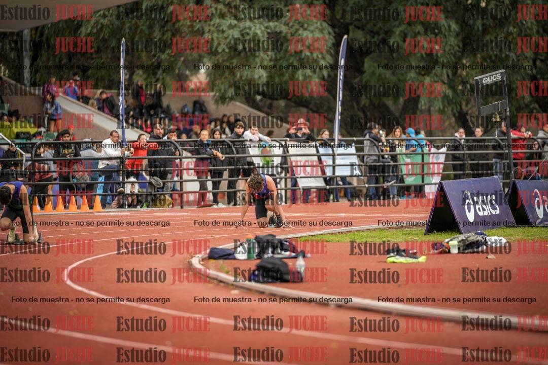 Fotos de los 400 m con vallas de varones