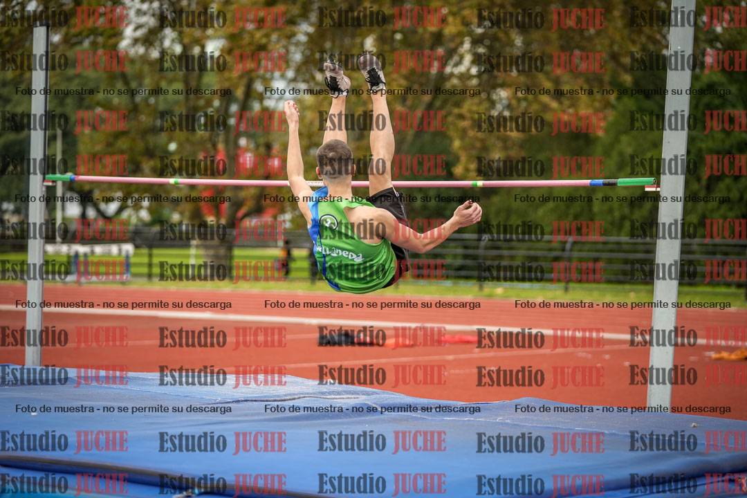 Fotos del salto en alto de varones