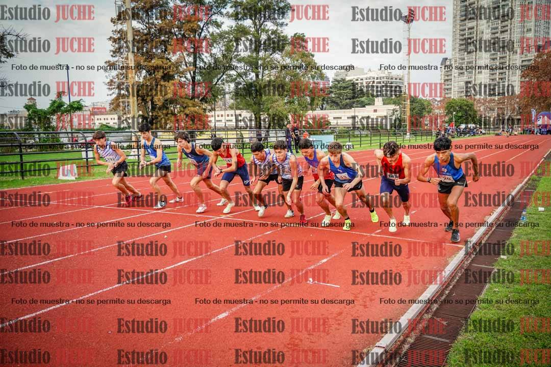 Fotos de los 3000 m con obstáculos de varones