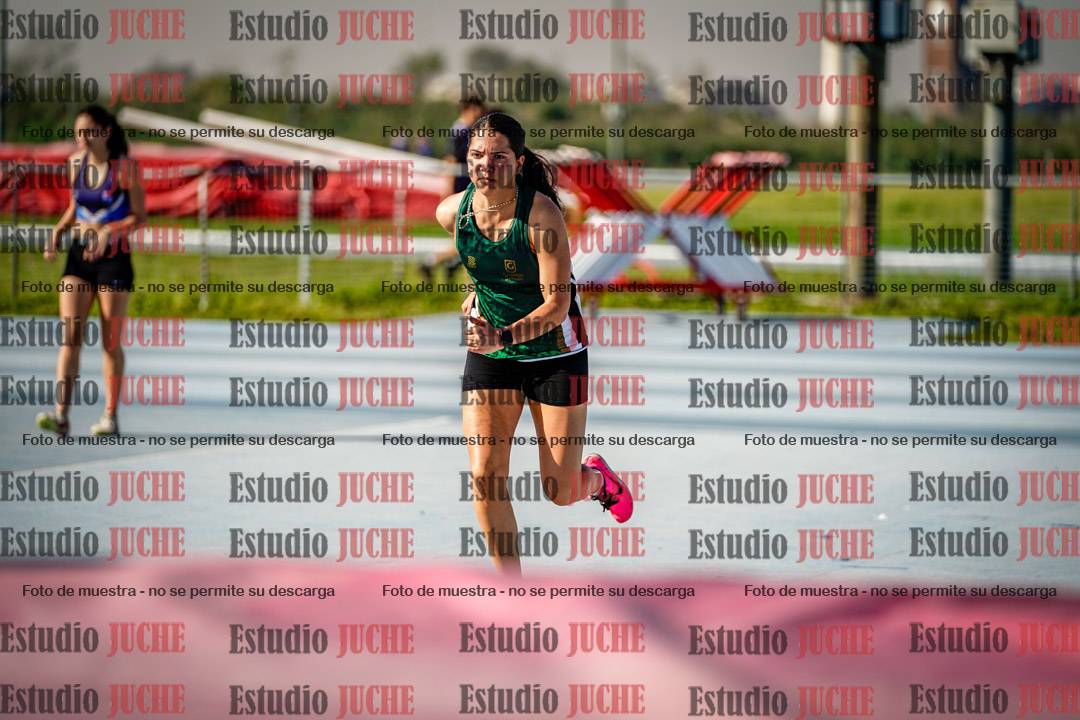 Fotos del salto en alto de mujeres - heptatlón 2