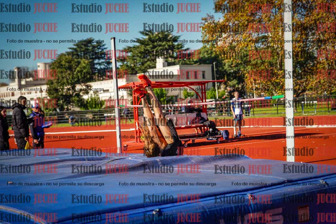 Fotos del salto en alto