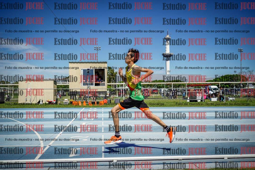Fotos de los 600 m llanos de varones