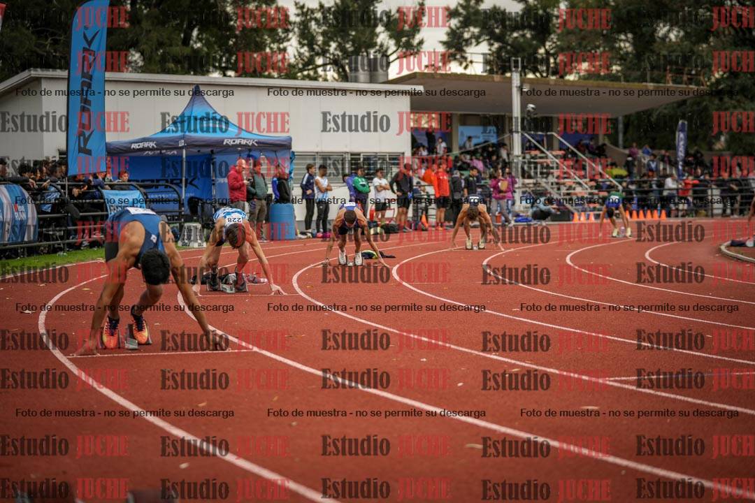 Fotos de los 400 m con vallas de varones