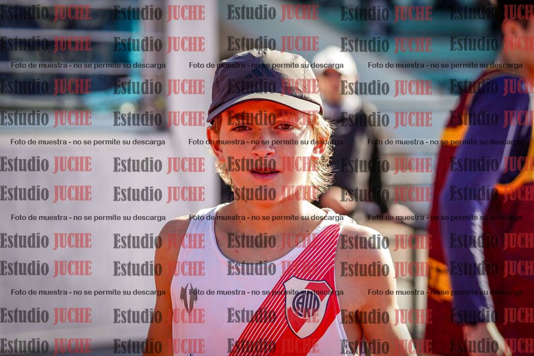 Fotos de los 2400 m de varones