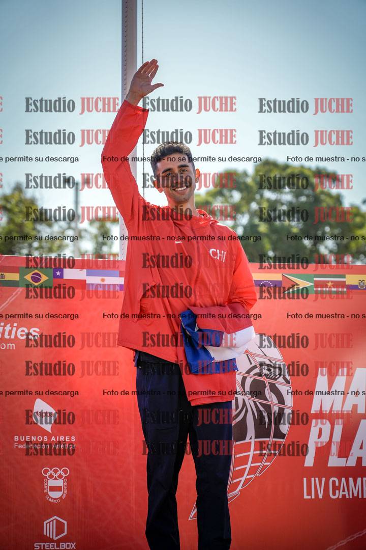 Fotos de algunos extras y podios del día 2