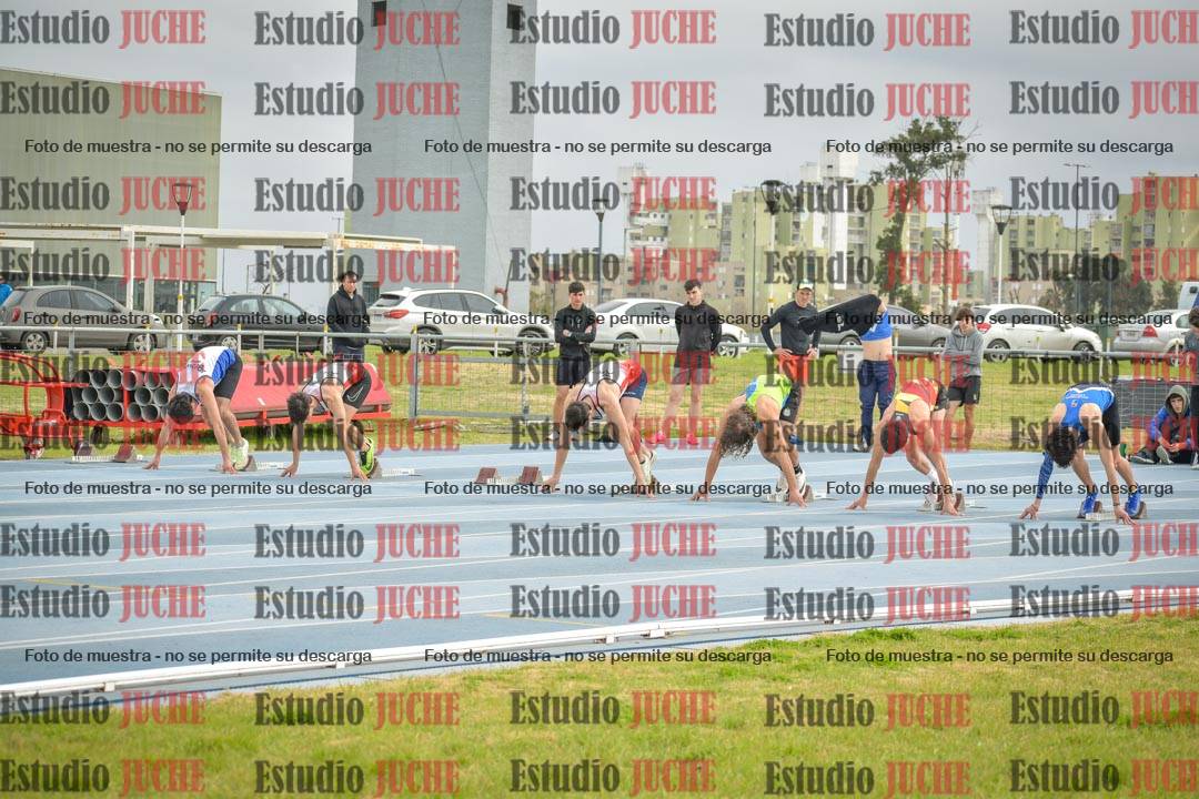 Fotos de los 100 m llanos de varones