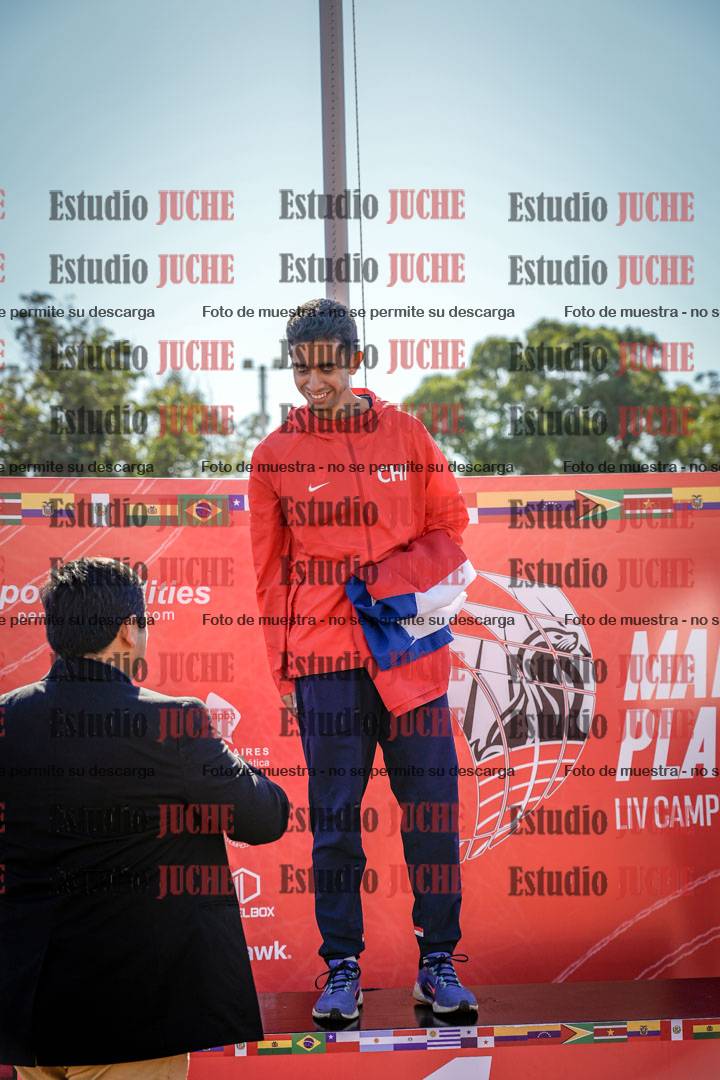 Fotos de algunos extras y podios del día 2
