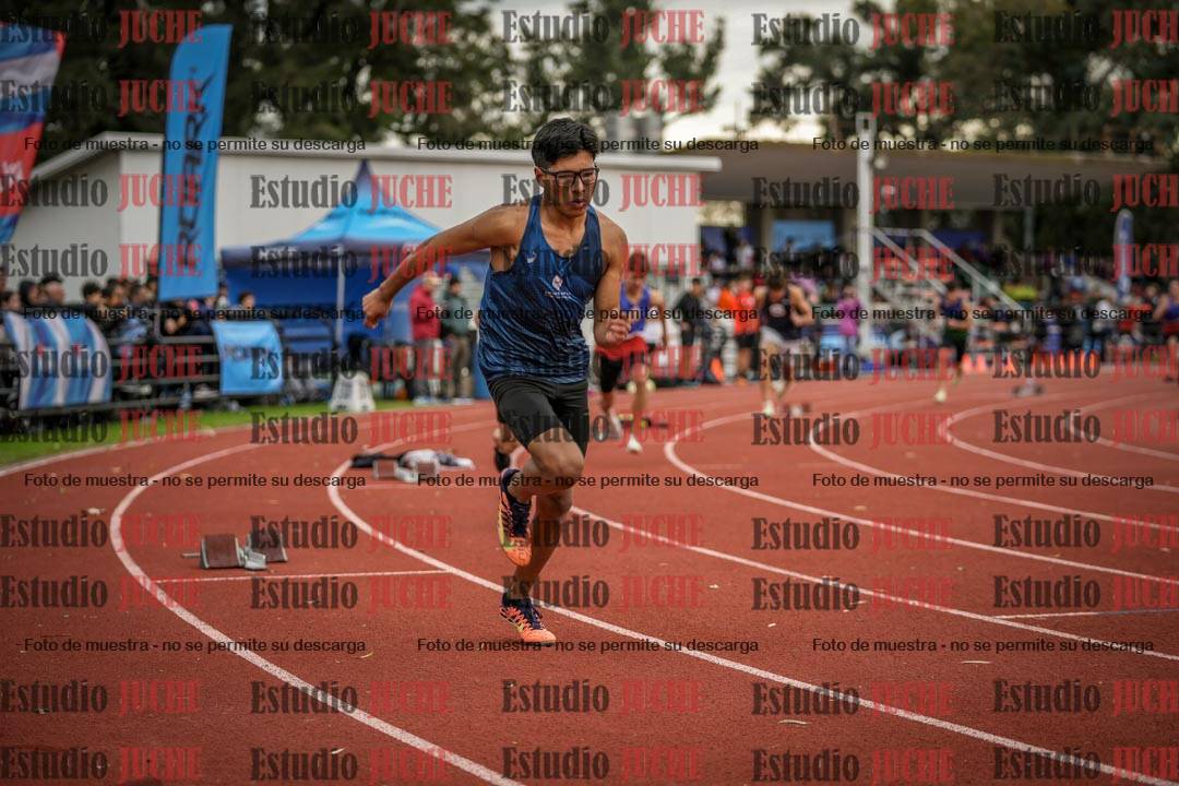 Fotos de los 400 m con vallas de varones
