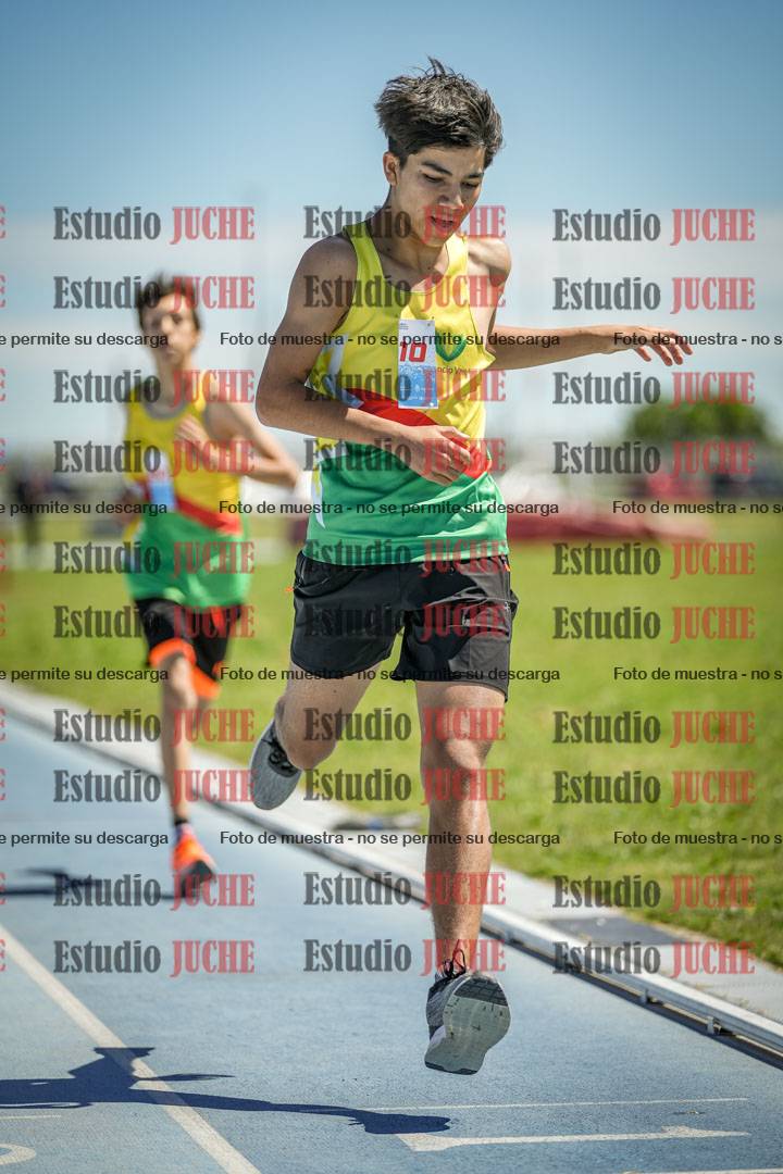 Fotos de los 600 m llanos de varones