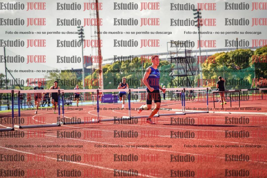 Fotos de los 400 m con vallas de varones