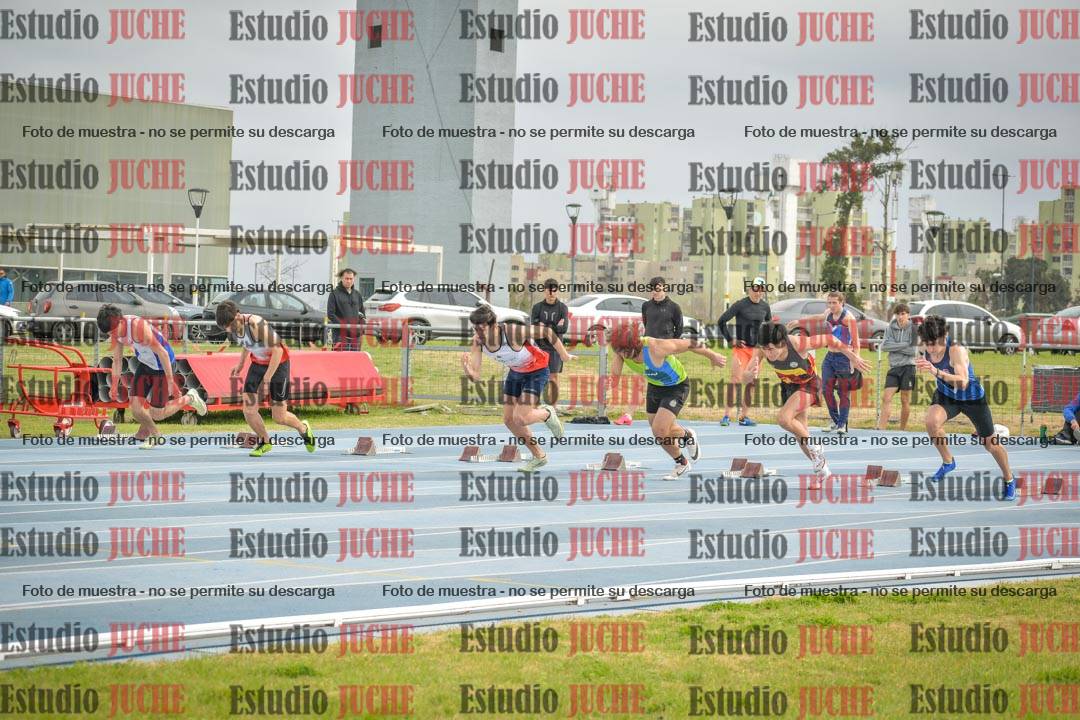 Fotos de los 100 m llanos de varones