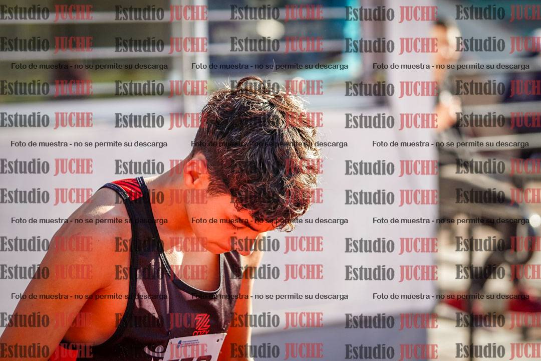 Fotos de los 2400 m de varones