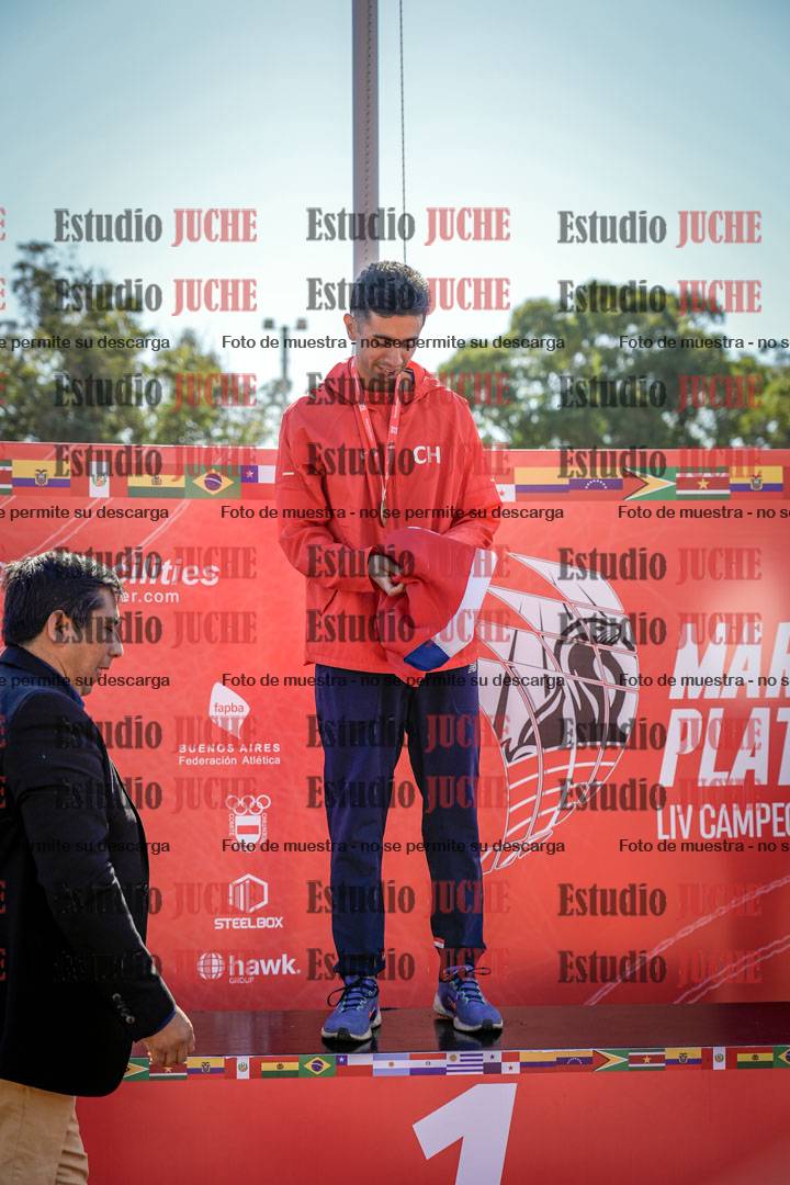 Fotos de algunos extras y podios del día 2
