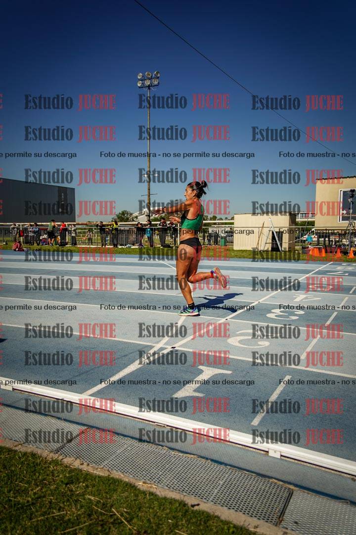 Fotos de los 5000 m de mujeres y varones - serie 1