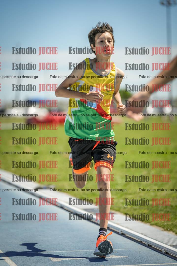 Fotos de los 600 m llanos de varones
