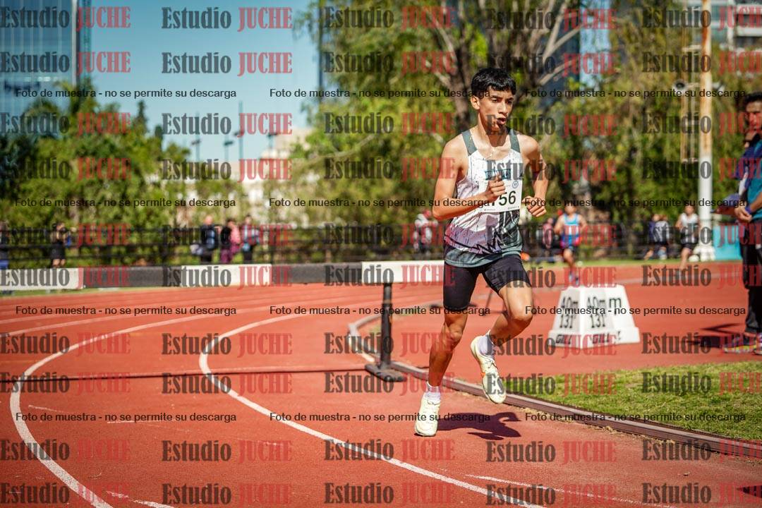 Fotos de los 1500 m con obstáculos de varones