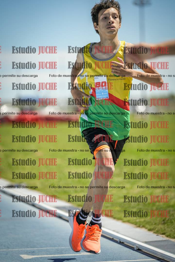 Fotos de los 600 m llanos de varones