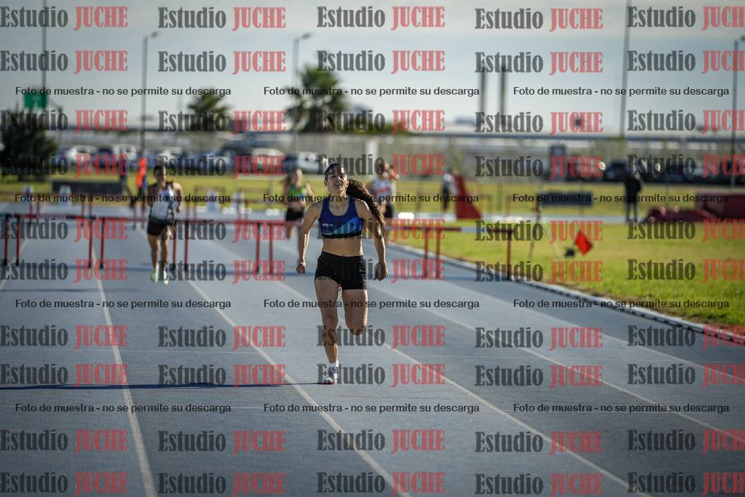 Fotos de los 400 m con vallas de mujeres