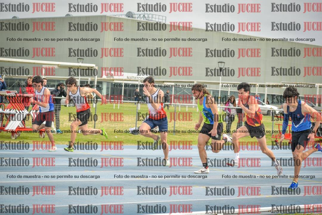 Fotos de los 100 m llanos de varones