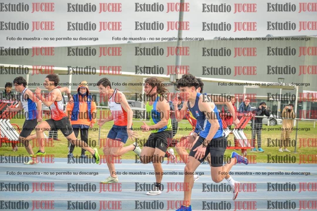 Fotos de los 100 m llanos de varones