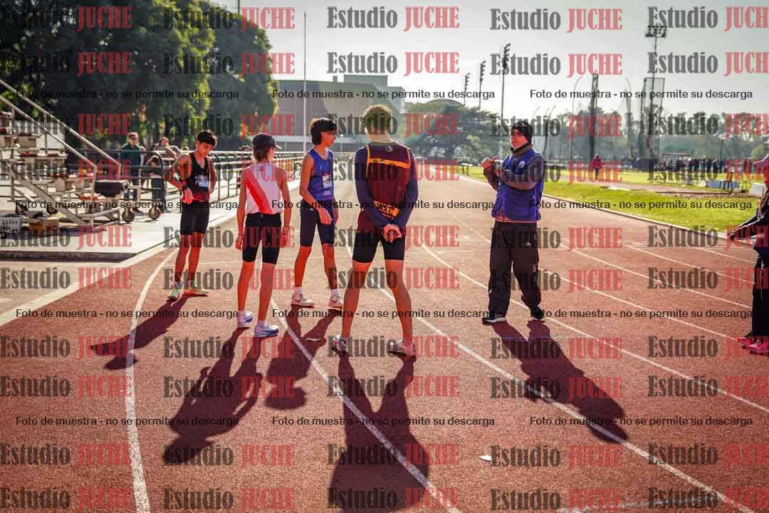 Fotos de los 2400 m de varones