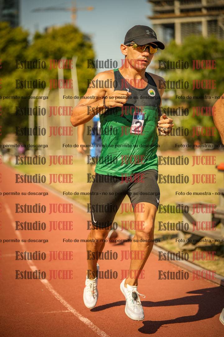 Fotos de los 3000 m llanos de varones