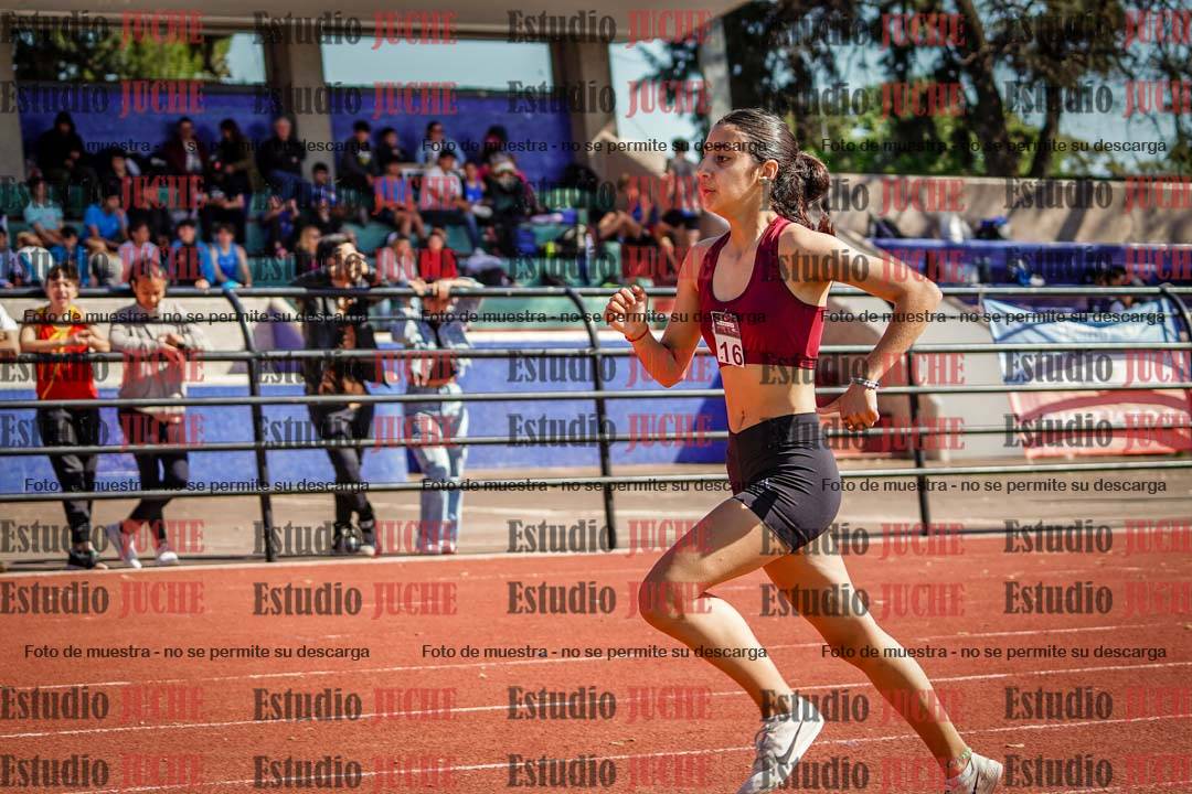 Fotos de los 2400 m de mujeres