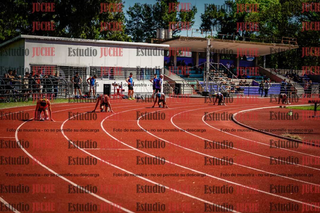 Fotos de los 400 m con vallas de varones
