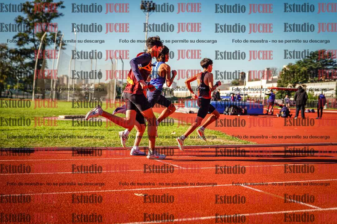 Fotos de los 2400 m de varones