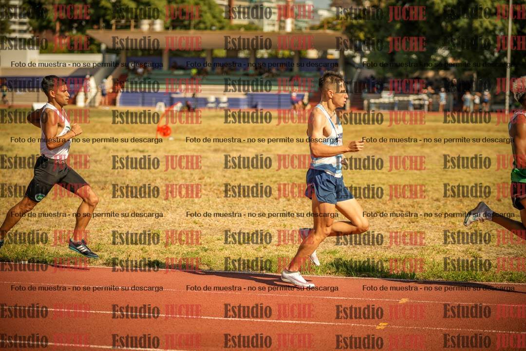 Fotos de los 3000 m llanos de varones