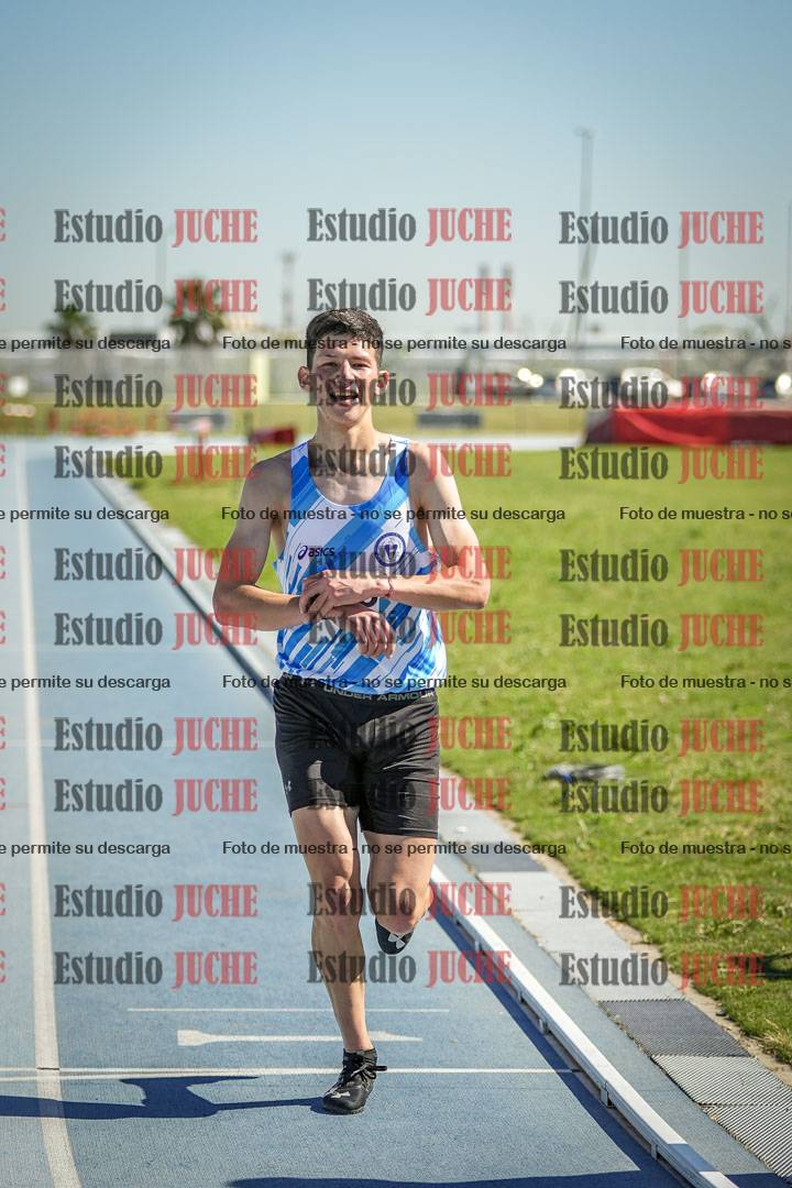 Fotos de los 5000 m de mujeres y varones - serie 1