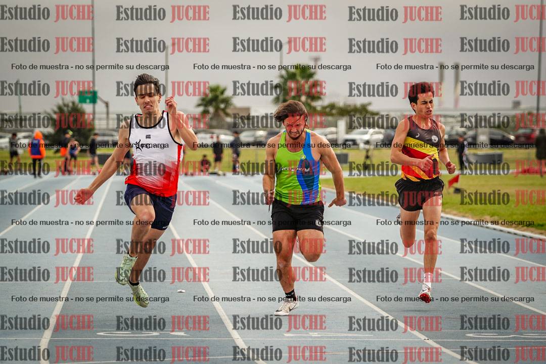 Fotos de los 100 m llanos de varones