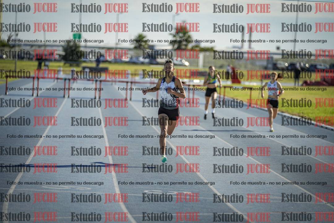 Fotos de los 400 m con vallas de mujeres