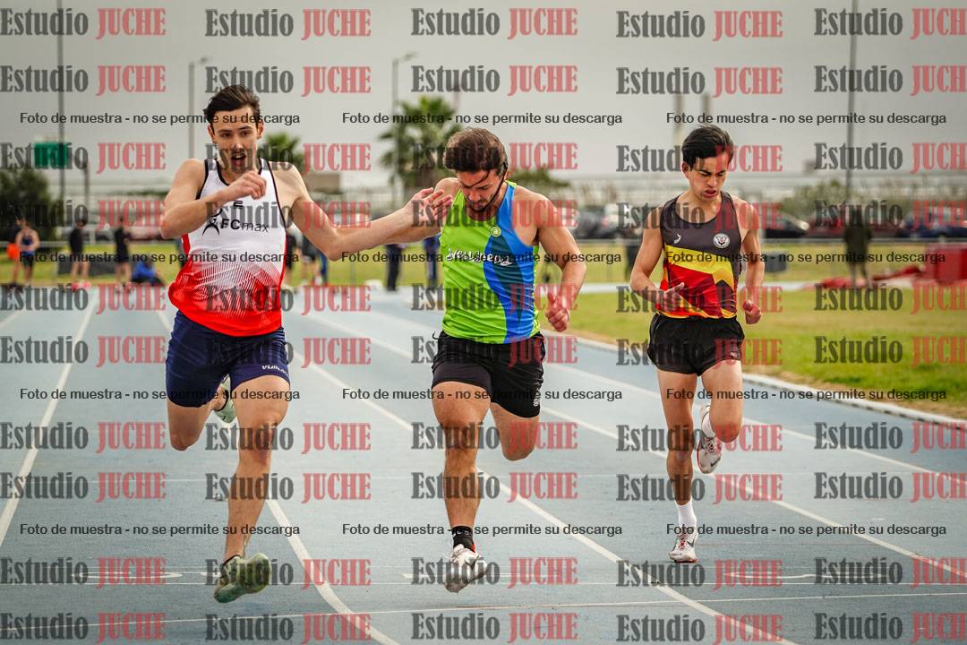 Fotos de los 100 m llanos de varones