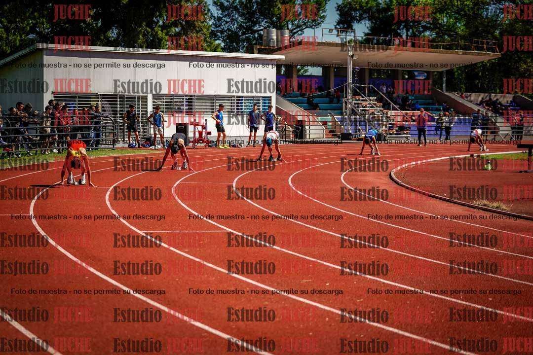 Fotos de los 400 m con vallas de varones