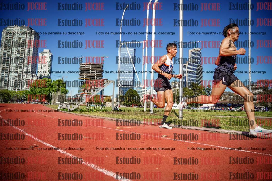 Fotos de los 10.000 m de varones - serie 1