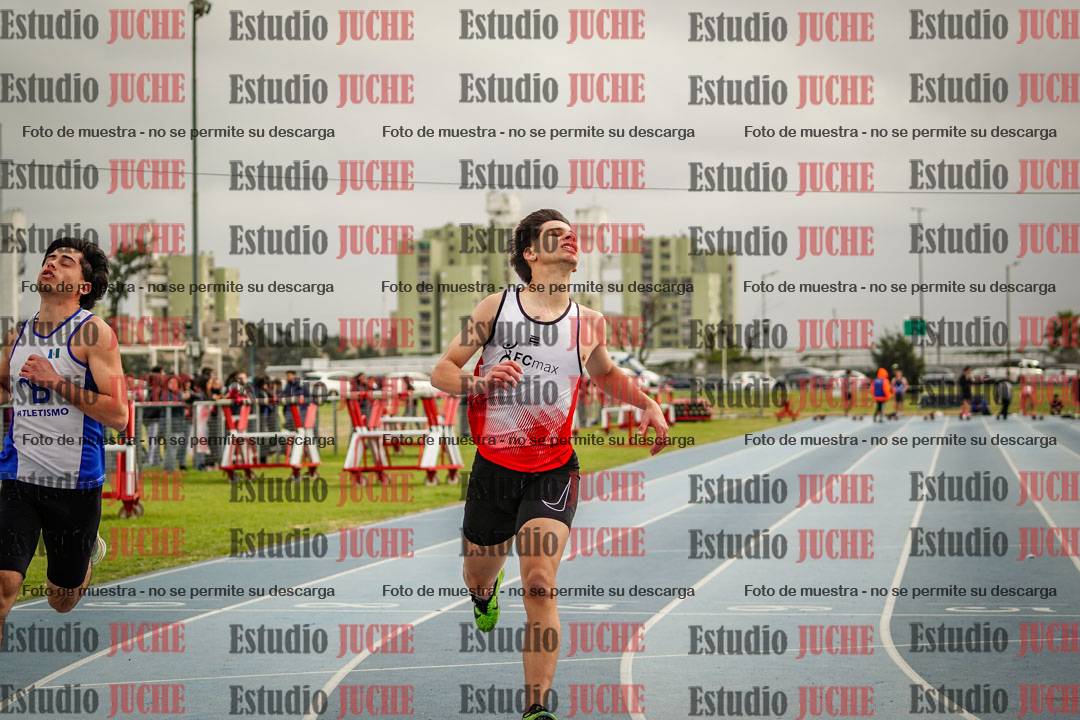 Fotos de los 100 m llanos de varones
